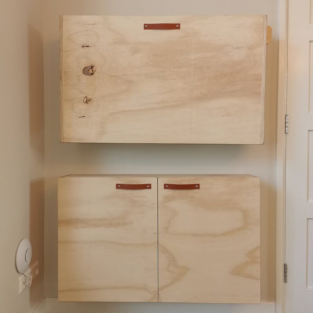 Wall cabinet + chest of drawers combination